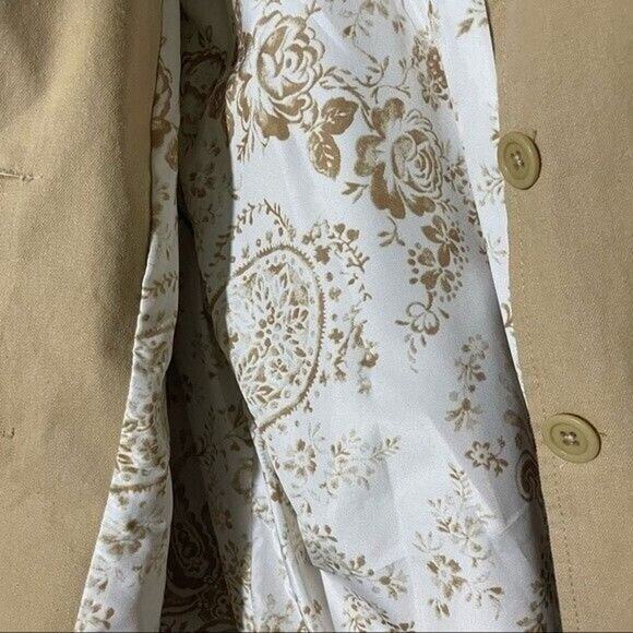 Denim & Co. · Small · Utility Jacket · Khaki with Floral-Print Interior - Picture 5 of 7